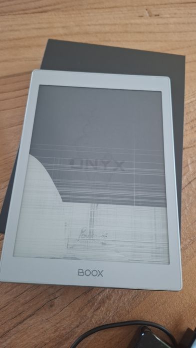 Onyx BOOX Nova Air White 7,8" – uszkodzona matryca, komplet
