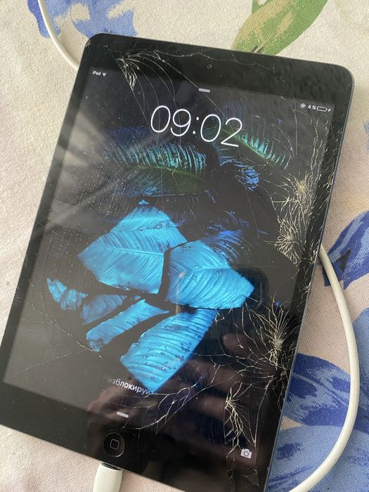 Продам Ipad 2 все работает