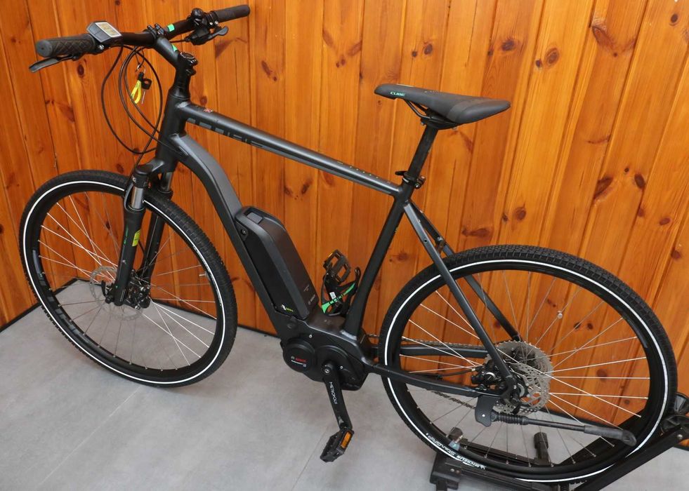 Rower elektryczny Cube Cross Pro. I inne rowery
