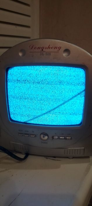 Мини телевизор как для дома так и машины китай