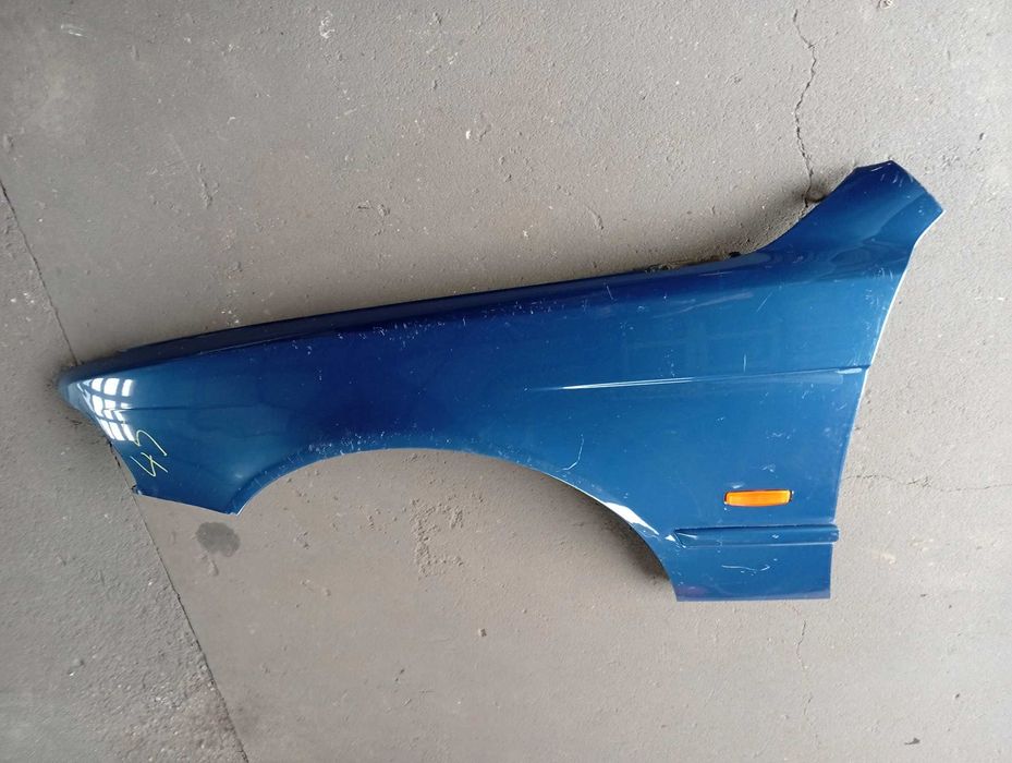 Błotnik lewy BMW E39 Nr 45