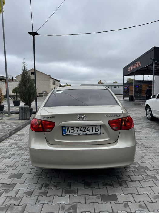 Продам Hyundai Elantra 2010 рік