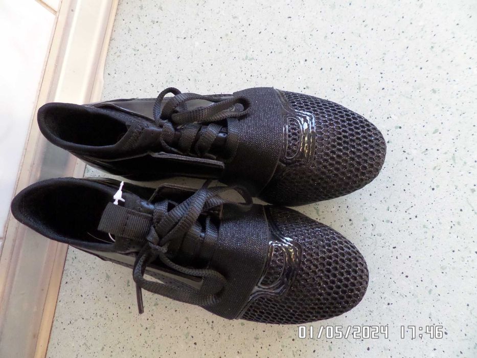 Nowe czarne i srebrne  błyszczące  adidasy 2 pary  34/35