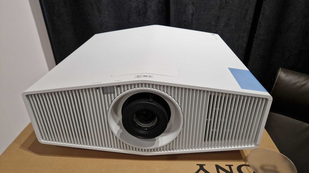 Projektor laserowy 4K Sony VPL-XW5000ES GWARANCJA