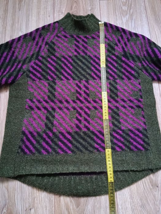 Praktycznie nowy sweterek Medicine