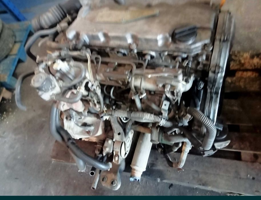 REf11B motor Nissan Almera 2.2 diesel com avaria na bomba, com caixa