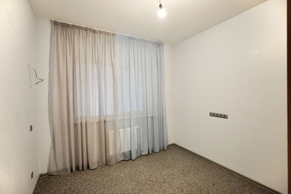 Продаж 3-кімнатної квартири, вул. Кульженка 31А, ЖК Яскравий