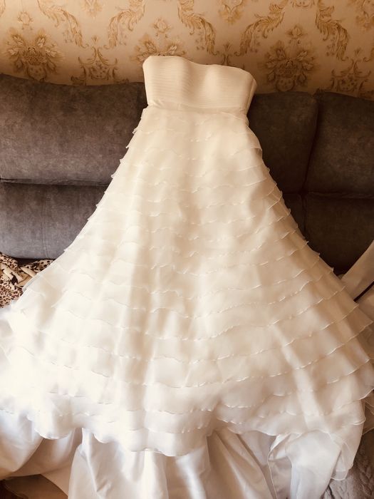 Vestido de noiva, veste 36, muito confortavel exelente qualidade,