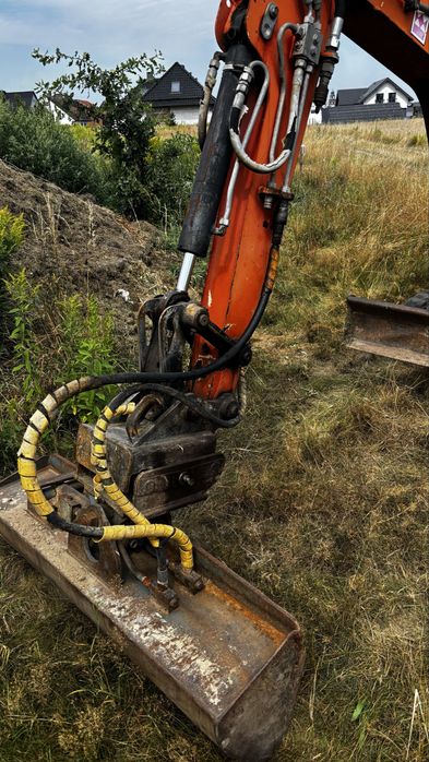 Minikoparka Terex-Schaeff HR 14 , 2.85t rok 2006