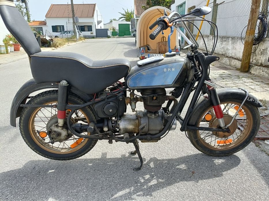 Motociclo BMW R 26