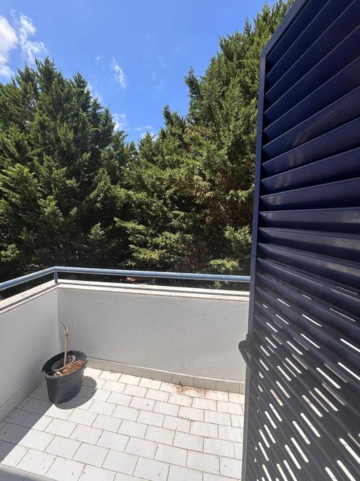 Arrenda-se: Apartamento T4+1 Duplex (Parcialmente Mobilado e Equipado) Excelente Exposição Solar | Portais da Arrábida – Quinta do Anjo – Palmela