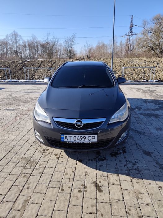 Opel astra 2011 рік. Дизель 1,7