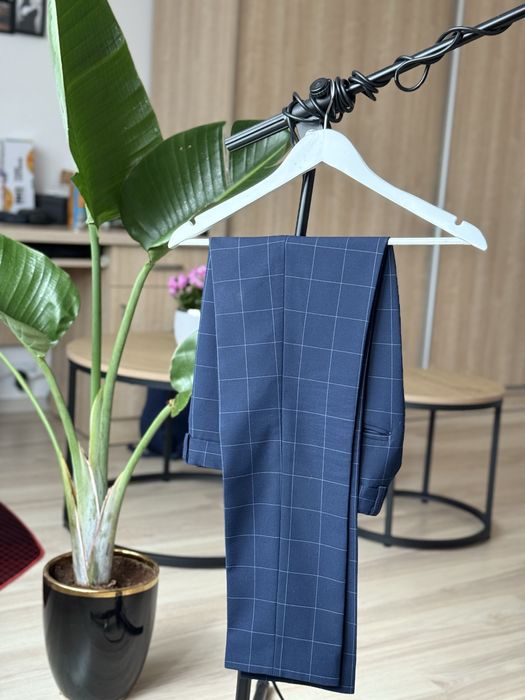 Garnitur męski granatowy