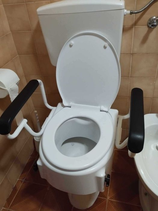 Alteador de WC ortopédico