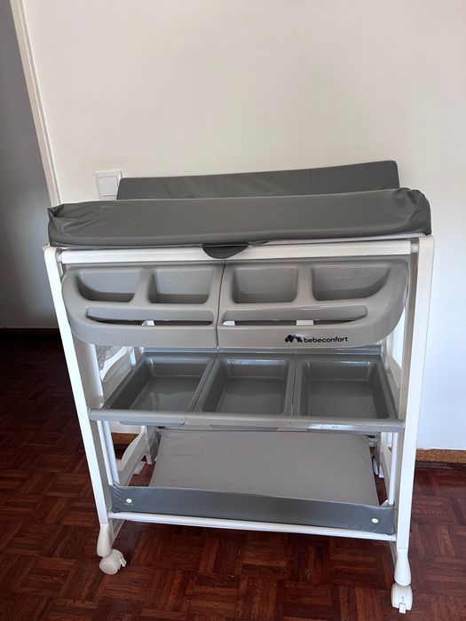 Trocador + banheira