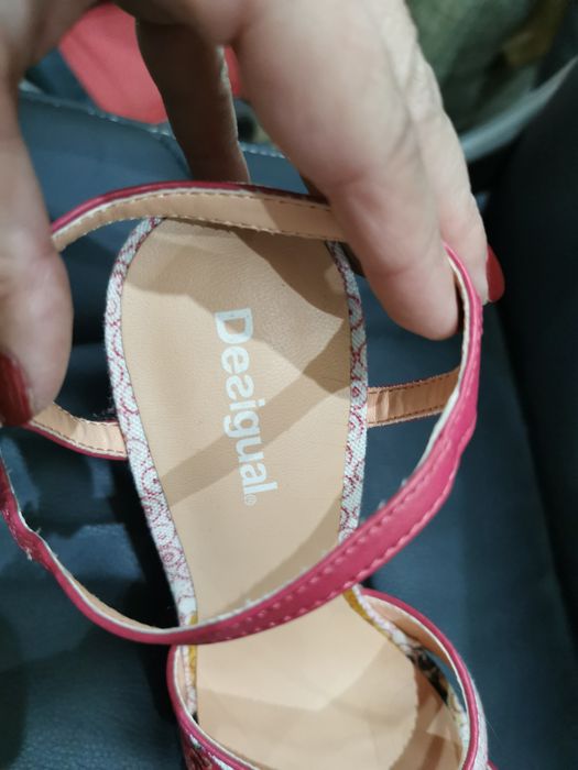 Sapatos Desigual, 38, originais e ainda com etiqueta.