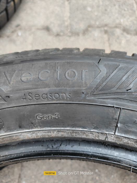 Goodyear Vector 4Seasons GEN 3 205/55/16