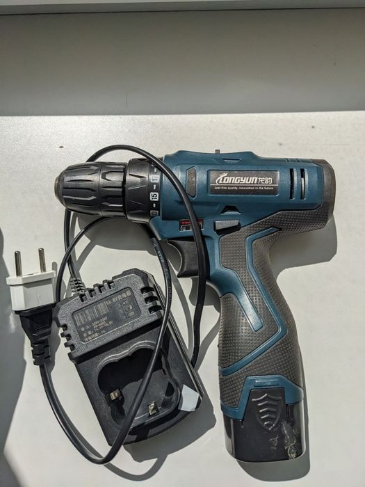 Шуруповёрт аккумуляторный 16.8V