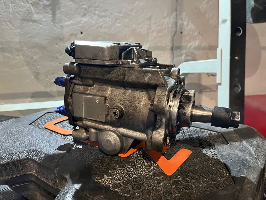 Pompa wtryskowa BMW e46 vp44 2.0d 136km