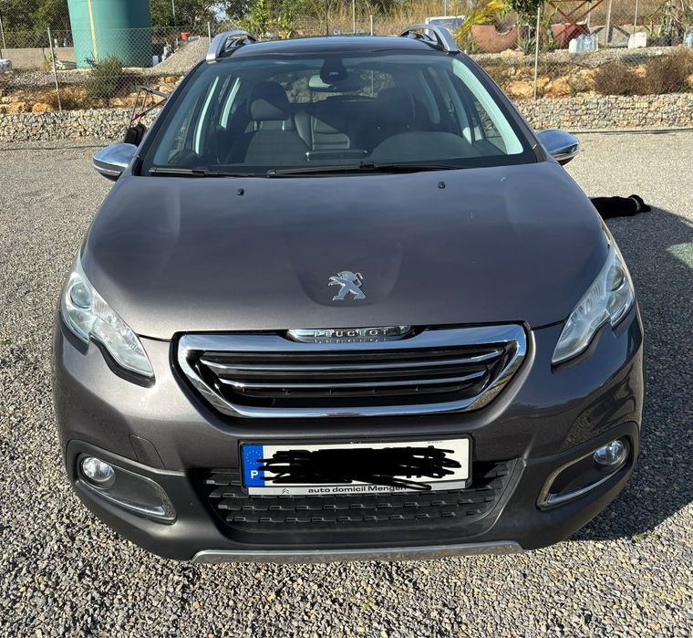 Peugeot 2008 Allure 1.2 gasolina (81kw) 2016 ano Teto Panoramico
