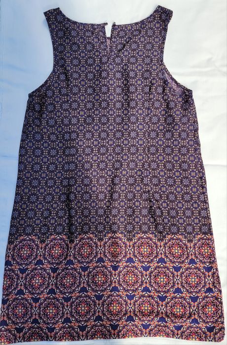 Boho chic z New Look – Sukienka Trapezowa ze Wzorem Mandali