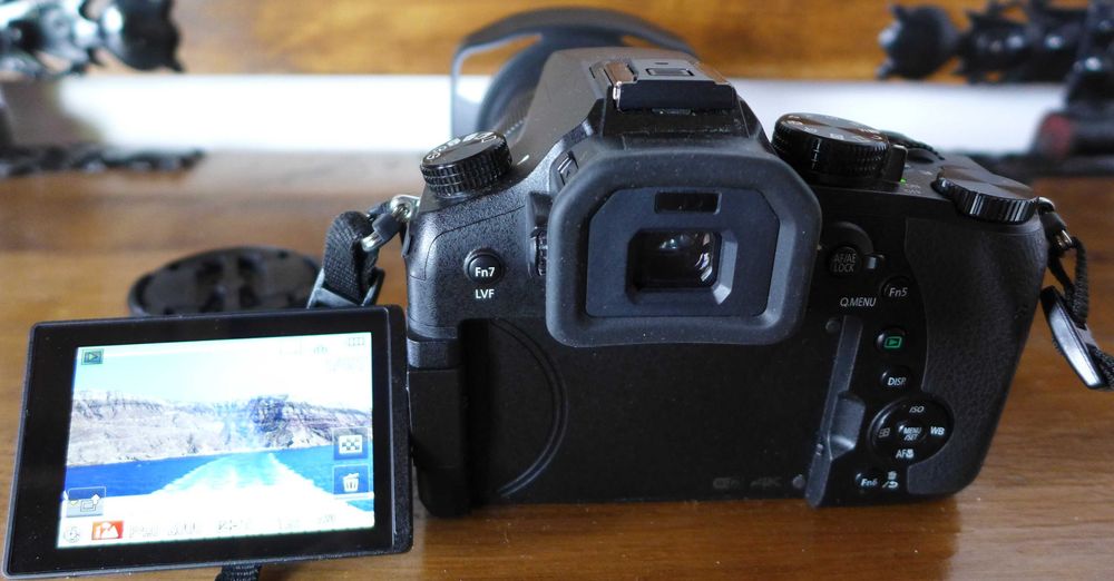 Aparat Panasonic DMC-FZ2000 Cały Zestaw