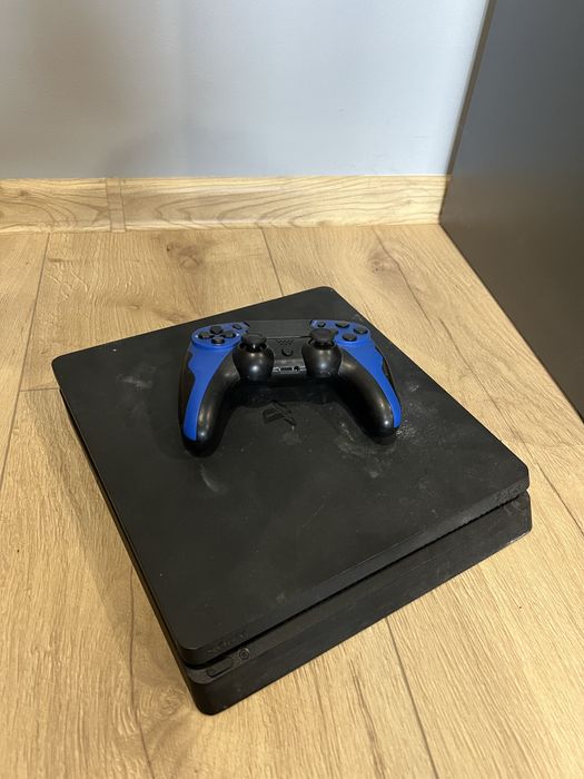 PlayStation 4 PS4 1TB Czarny + Pad