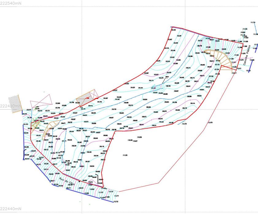 Terreno para construção com 2.935,40 m²