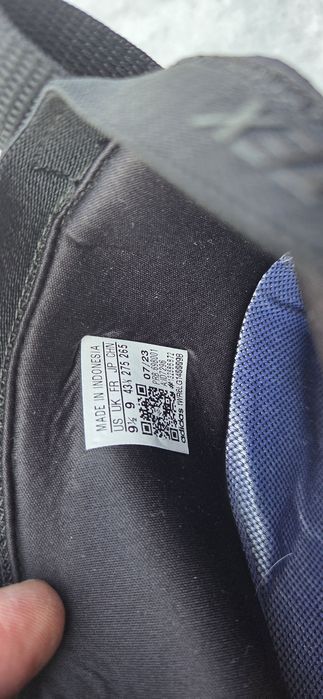 Adidas terrex  Znsored goretex