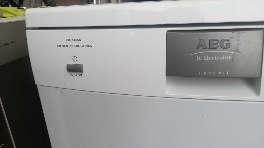 maquina de lavar loiça AEG XXL smi nova