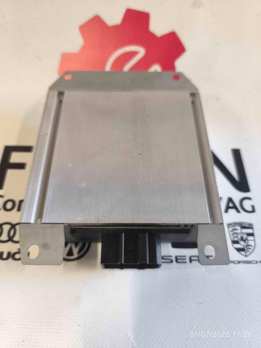 Amplificador de Colunas AUDI A4 B7 8E9035223D (OEM) | 1568507 (OEM)