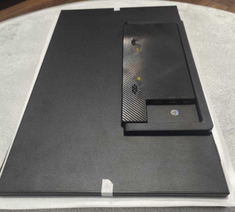 HGFRTEE 18,5-calowy przenośny monitor 100 Hz z podstawką