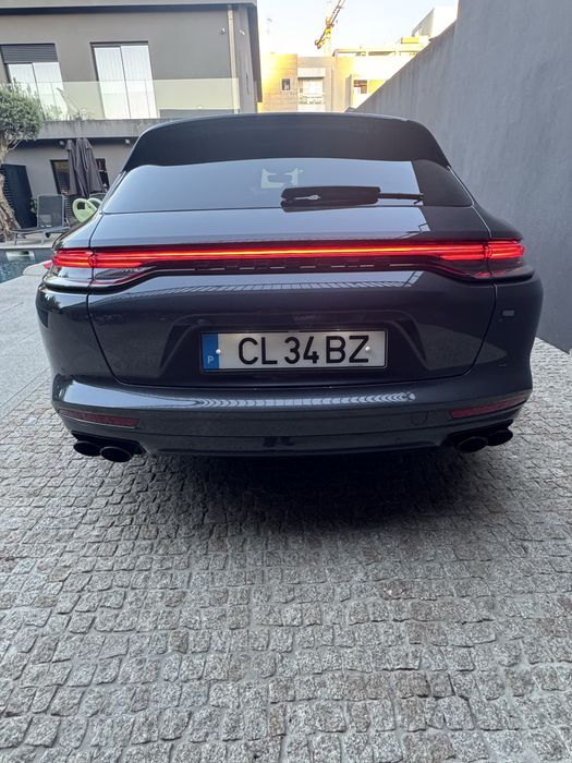 Porsche Panamera Sport Turismo 4 E-Hybrid | 462 cv | Teto Panorâmico | Suspensão Pneumática | 2022