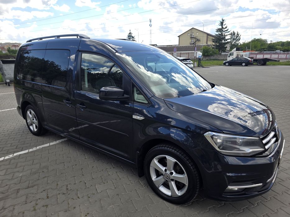 Volkswagen Caddy 2015 року • 2.0 TDI 110 кВт / 150 к.с. • DSG • Long • 7 місць