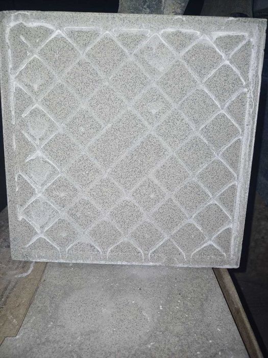 Плитка напольная