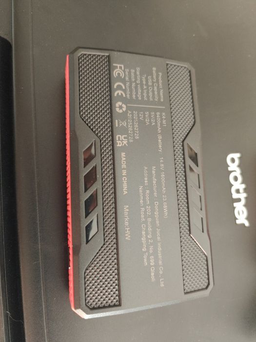 Ładowarka booster jumper urządzenie rozruchowe nowe latarka kable aku