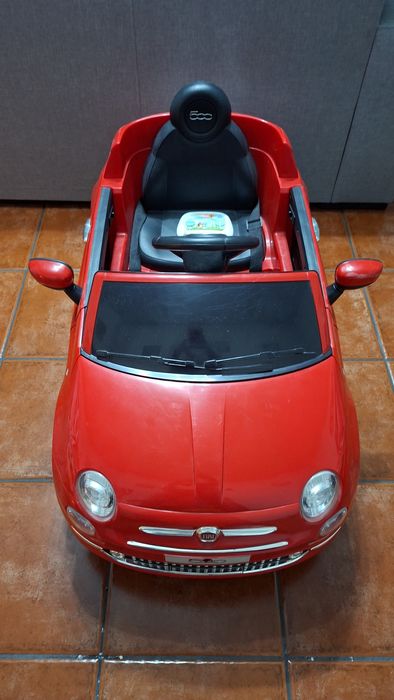 Carro a bateria Fiat