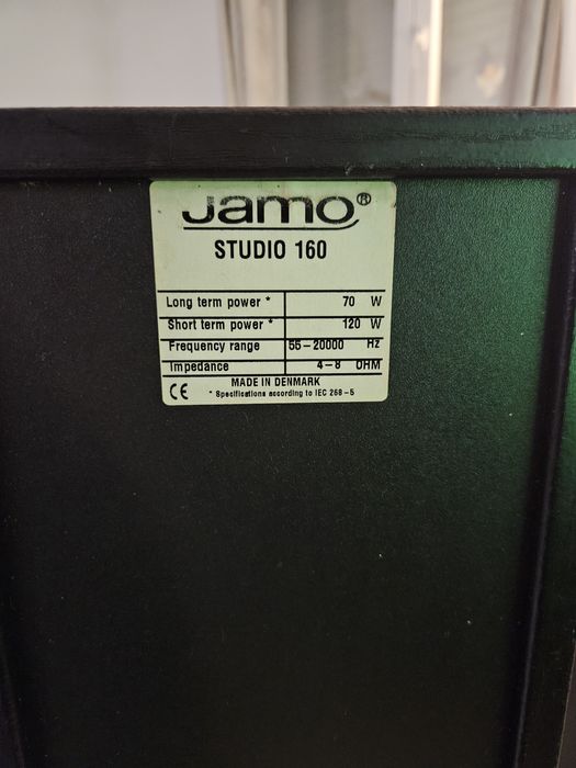 Colunas Jamo Studio 160