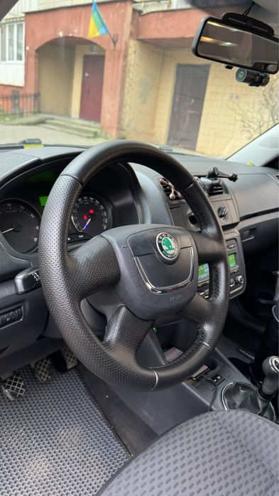Skoda fabia 2 2012 1.4 газ/бензин