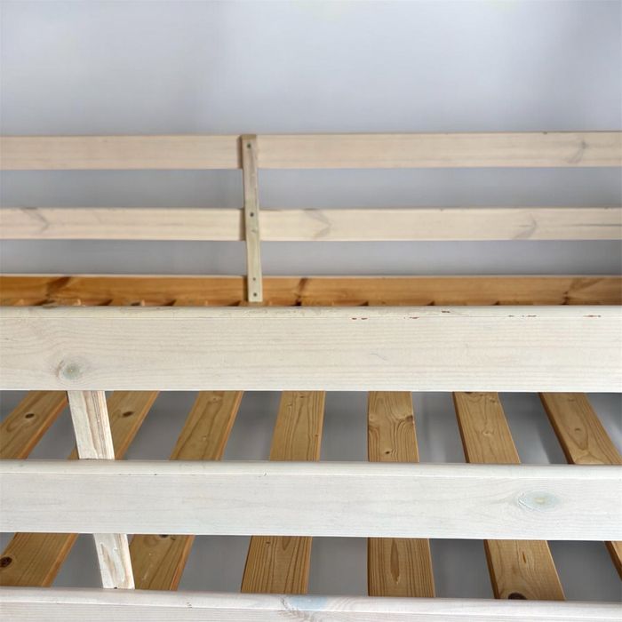 Cama alta de criança