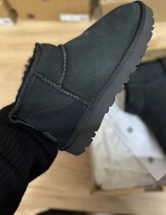 Czarne UGG Mini – oryginalne damskie, gruba podeszwa | PROMOCJA 50%