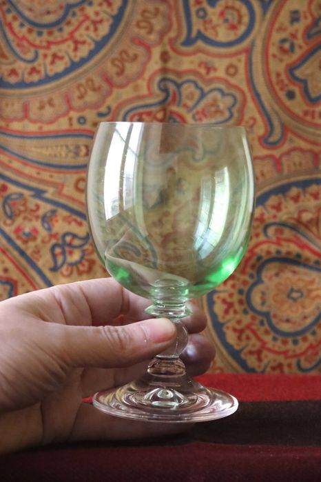 Novos - Taças «Bola» Verde Água com pé transparente