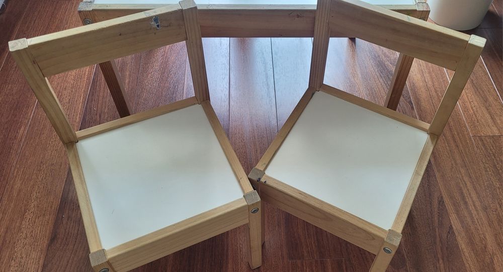 Zestaw stolik i 2 krzesła Ikea Lätt