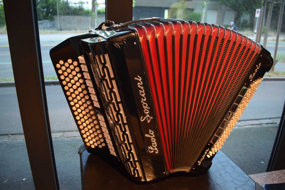 Acordeao Paolo Soprani 5 Voz 120 Baixos,N 131