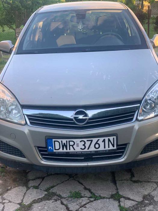 Opel Astra 1.6 zadbany 2008r