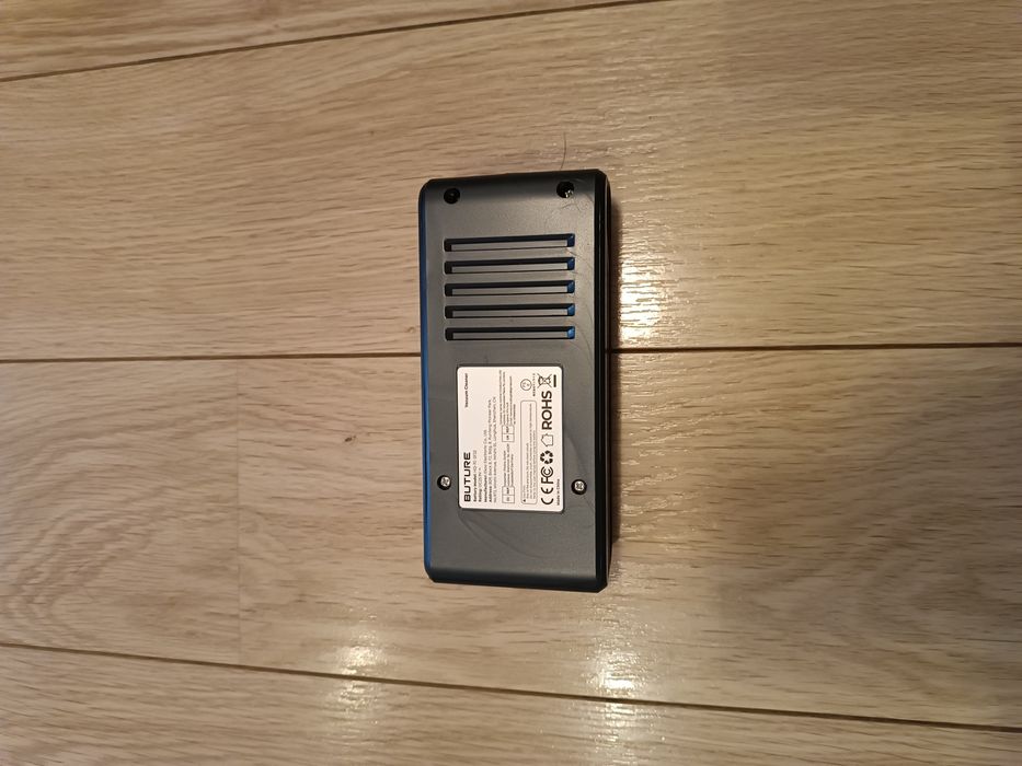 // Odkurzacz pionowy Buture VC60 -  akumulator, bateria