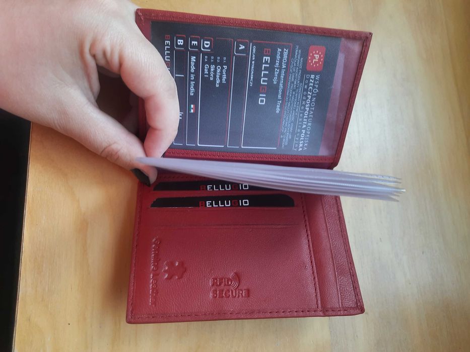 Etui na karty, skórzane! Piękne czerwone