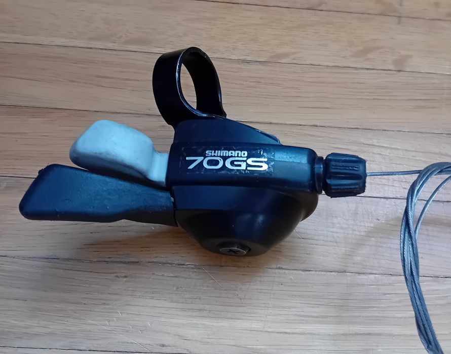 Retro manetka ,dźwignia przerzutki Shimano 70GS, ST-M010 /nowa