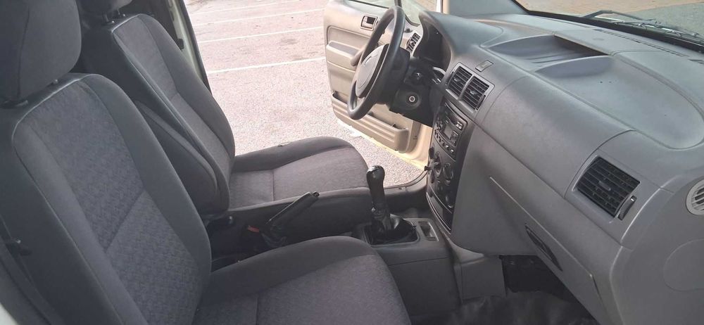 Ford Transit Connect 1.8 Tdci 115cv Grande Revisao Feita