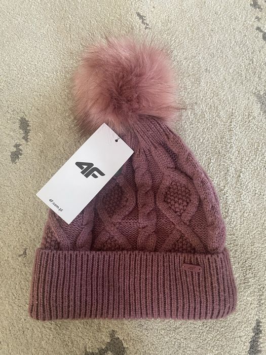 Czapka zimowa 4f s damska pompon